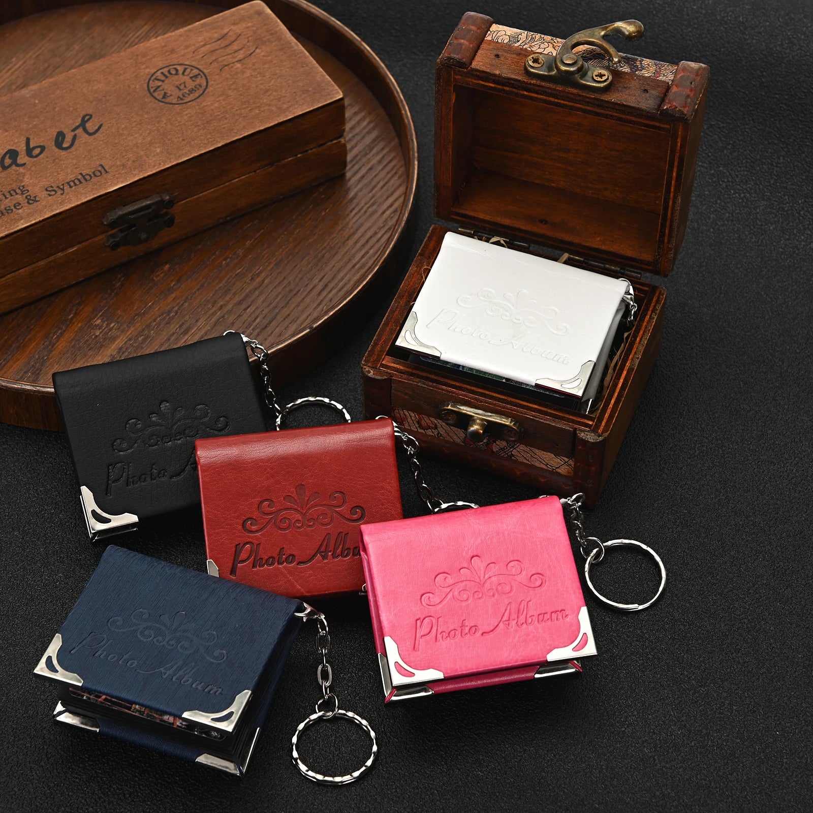 Custom Photo Album Leather Keychain Couples Gift Personalzied Mini Pictures Book Keyrings Anniversary Diy Wallet Pendant